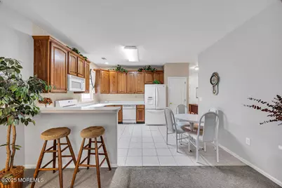 123 Golden Seasons Drive, Lakewood, NJ 08701 - Photo 11