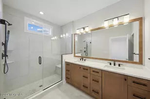 22 Waller Dr, Middletown, NJ 07748 - Photo 5
