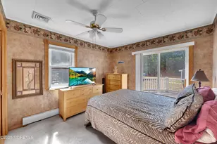 7 Syngle Way, Morganville, NJ 07751 - Photo 17