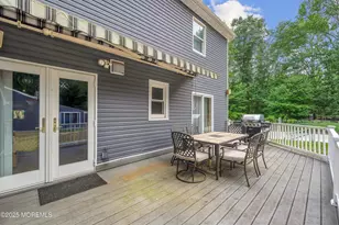 7 Syngle Way, Morganville, NJ 07751 - Photo 27