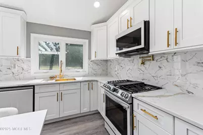 147 Newbury Road, Howell Township, NJ 07731 - Photo 9