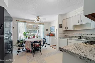 27 Squire Ct, Toms River Township, NJ 08753 - Photo 11