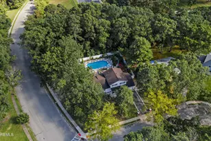 27 Squire Ct, Toms River Township, NJ 08753 - Photo 3