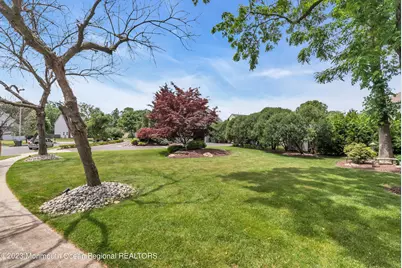 7 Mackenzie Road, Eatontown, NJ 07724 - Photo 35