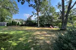 8 Corey Dr, Oakhurst, NJ 07755 - Photo 23