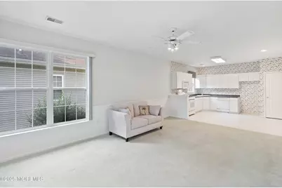 15 Evergreen Springs Drive, Lakewood, NJ 08701 - Photo 11