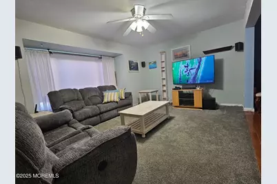 857 Jamestown Road, East Windsor Township, NJ 08520 - Photo 3