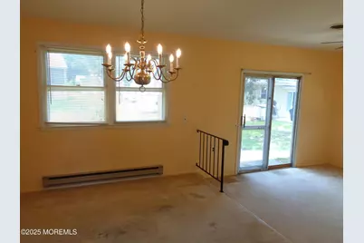 6 N Chestnut Avenue, Whiting, NJ 08759 - Photo 5