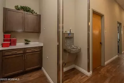 15-17 E Railroad Avenue, Middlesex, NJ 08846 - Photo 45