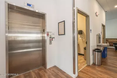 15-17 E Railroad Avenue, Middlesex, NJ 08846 - Photo 17