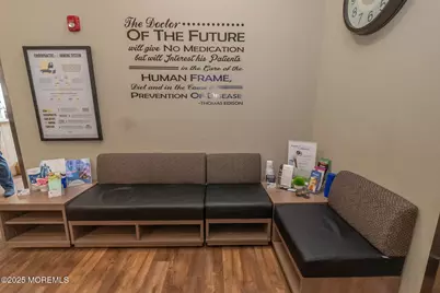 15-17 E Railroad Avenue, Middlesex, NJ 08846 - Photo 19