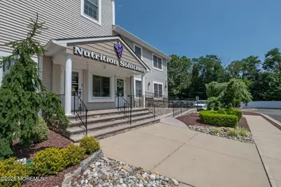 15-17 E Railroad Avenue, Middlesex, NJ 08846 - Photo 7