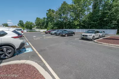 15-17 E Railroad Avenue, Middlesex, NJ 08846 - Photo 9