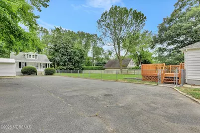 131 Asbury Road, Farmingdale, NJ 07727 - Photo 37