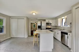 131 Asbury Rd, Farmingdale, NJ 07727 - Photo 9