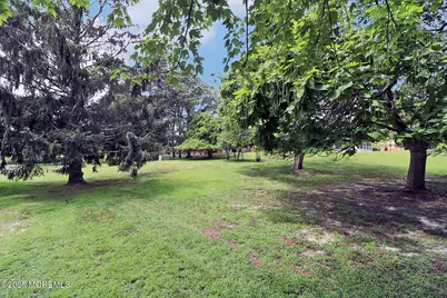 107 Constitution Boulevard #B, Whiting, NJ 08759 - Photo 5