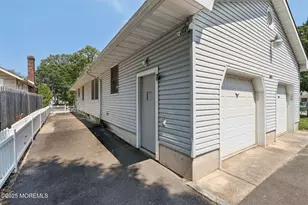 218 Swan Blvd, Toms River Township, NJ 08753 - Photo 19