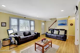 24 Berger Ave, Oakhurst, NJ 07755 - Photo 9