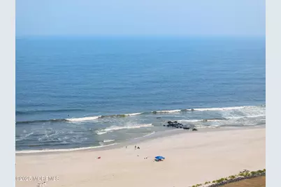 24 Berger Avenue, Oakhurst, NJ 07755 - Photo 49