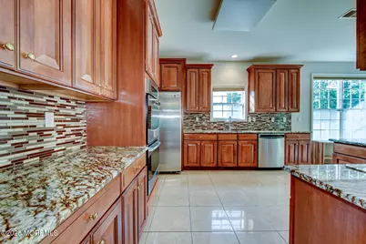 12 Ellis Court, Morganville, NJ 07751 - Photo 17