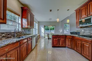 12 Ellis Ct, Morganville, NJ 07751 - Photo 19