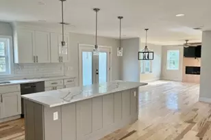 634 Wayside Rd, Neptune Township, NJ 07753 - Photo 5