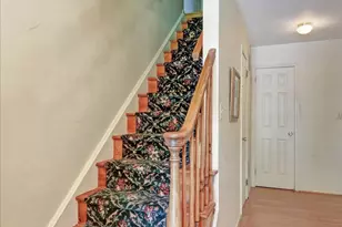 41 Lindsay Ct, Freehold, NJ 07728 - Photo 3