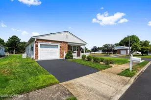 1 Lagos Ct, Toms River Township, NJ 08757 - Photo 3