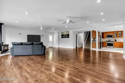 123 Freehold Road, Manalapan Township, NJ 07726 - Photo 7