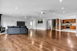 123 Freehold Rd, Manalapan Township, NJ 07726 - Photo 7