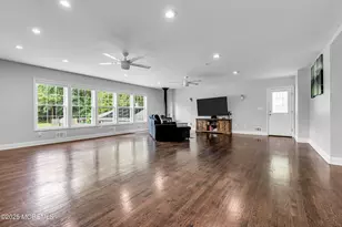 123 Freehold Rd, Manalapan Township, NJ 07726 - Photo 5