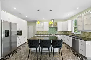 158 Sweetmans Ln, Manalapan Township, NJ 07726 - Photo 21