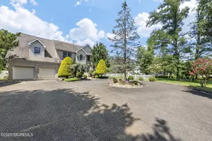 158 Sweetmans Ln, Manalapan Township, NJ 07726 - Photo 65