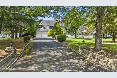 158 Sweetmans Lane #1, Manalapan Township, NJ 07726 - Photo 3