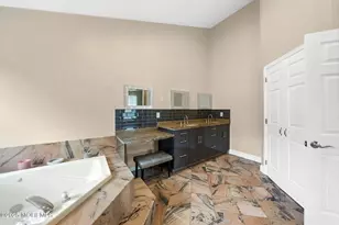 158 Sweetmans Ln, Manalapan Township, NJ 07726 - Photo 33