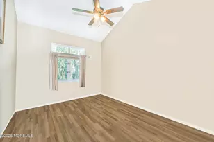 43 Winthrop Rd, Monroe Township, NJ 08831 - Photo 9