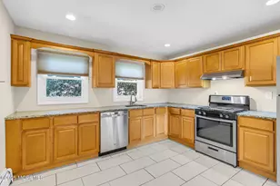 230 Main St, Port Monmouth, NJ 07758 - Photo 11