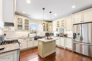 10 Hance Ave, Tinton Falls, NJ 07724 - Photo 17