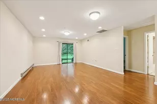 70 Overlook Way, Manalapan Township, NJ 07726 - Photo 9