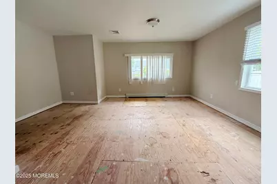 631 Sydney Avenue, Union Beach, NJ 07735 - Photo 5