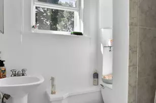 82 Linden Pl, Red Bank, NJ 07701 - Photo 11