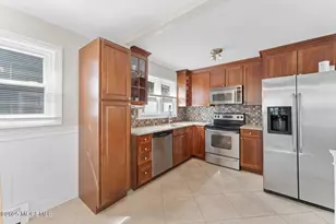 8 Sutphin Ave, Matawan, NJ 07747 - Photo 11