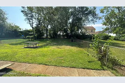 36 Liberty Street, Freehold, NJ 07728 - Photo 15