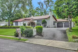 36 Muncy Dr, West Long Branch, NJ 07764 - Photo 7