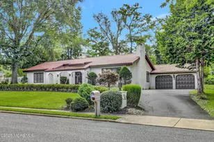 36 Muncy Dr, West Long Branch, NJ 07764 - Photo 5