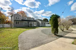 16 Maple Ln, Howell Township, NJ 07731 - Photo 5