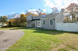 16 Maple Ln, Howell Township, NJ 07731 - Photo 3