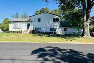 11 Fairway Ave, West Long Branch, NJ 07764 - Photo 3