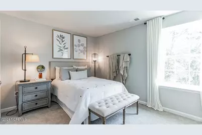 35 Victoria Gardens Square, Neptune Township, NJ 07753 - Photo 11