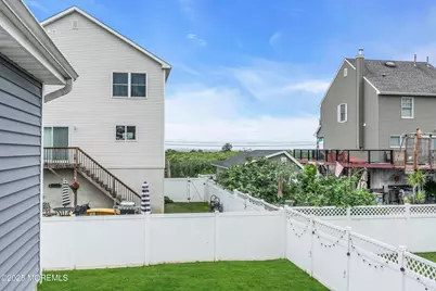 825 Lorillard Avenue, Union Beach, NJ 07735 - Photo 15
